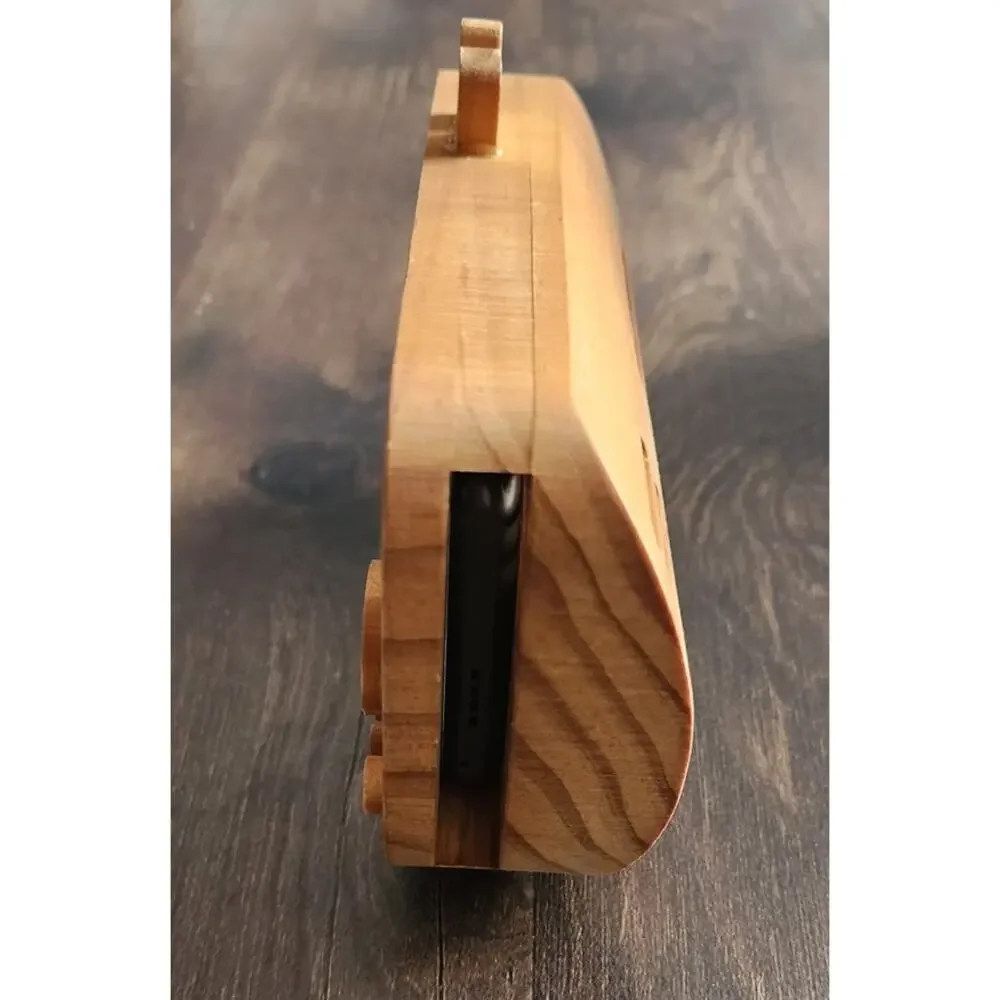 Wooden Retro Television Hands Free Cellphone Holder